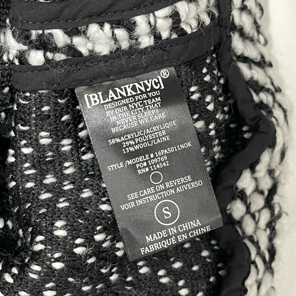 Blank NYC Black White Knit Friend Zone Jacket Size Small Outdoor Travel Fall - Picture 7 of 7